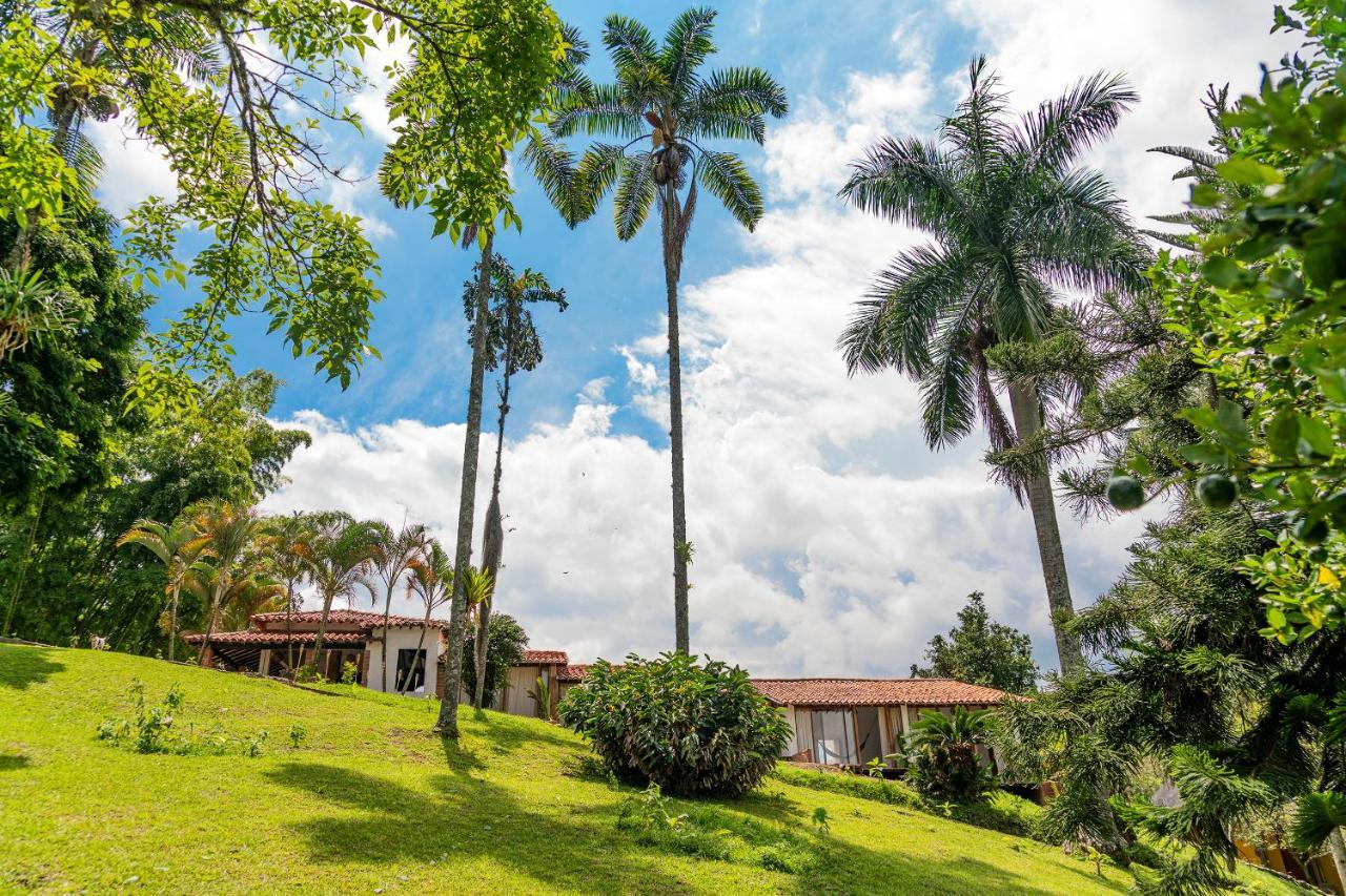 Aldea Sabatinga Villa Manizales Exterior photo