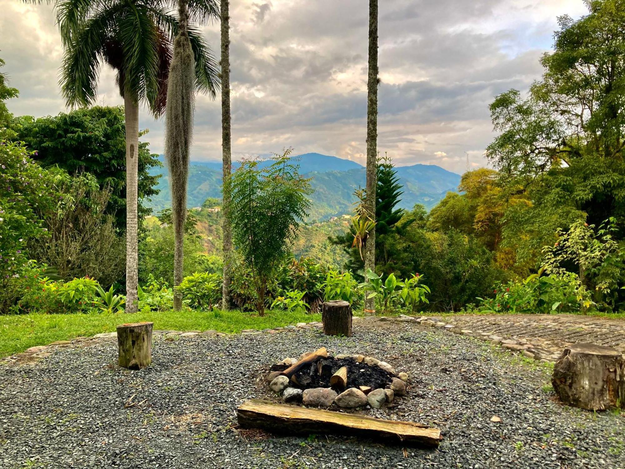 Aldea Sabatinga Villa Manizales Exterior photo