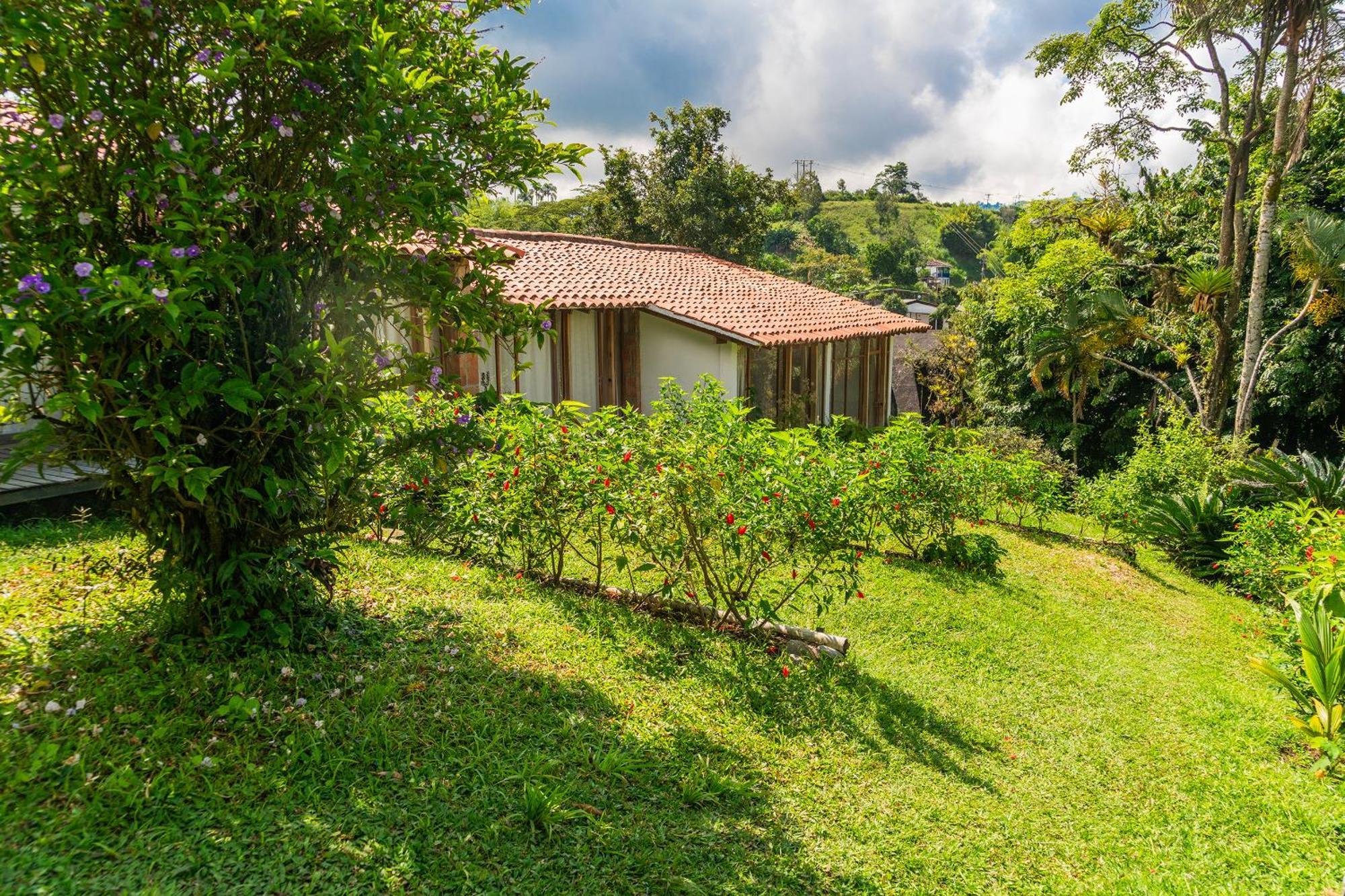 Aldea Sabatinga Villa Manizales Exterior photo